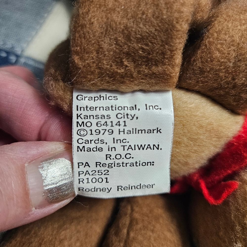 Hallmark - Vintage Rodney Reindeer Bean Bag Plush - 1979 - Picture 11 of 12